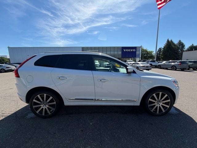 2017 Volvo XC60 T6 Inscription