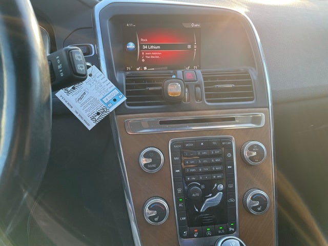 2017 Volvo XC60 T6 Inscription