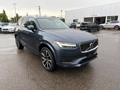 2020 Volvo XC90 T6 Momentum