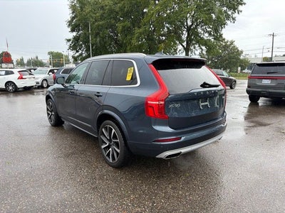 2020 Volvo XC90 T6 Momentum