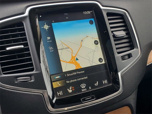 2021 Volvo XC90 T6 Momentum 6-Seat