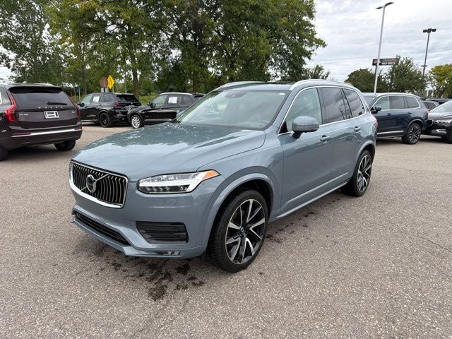 2021 Volvo XC90 T6 Momentum