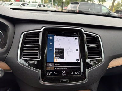 2021 Volvo XC90 T6 Momentum