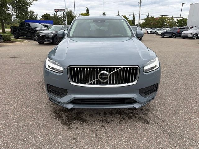 2021 Volvo XC90 T6 Momentum