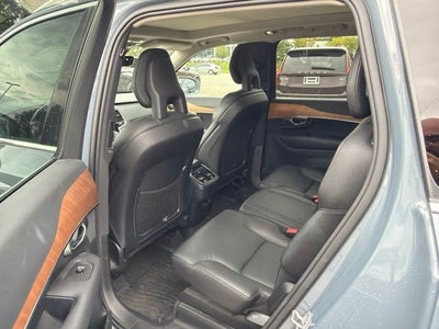 2021 Volvo XC90 T6 Momentum