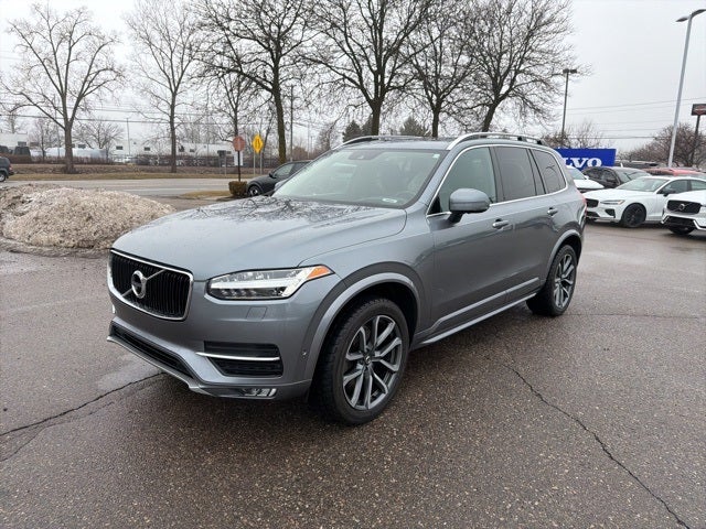 2019 Volvo XC90 T6 Momentum