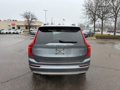 2019 Volvo XC90 T6 Momentum