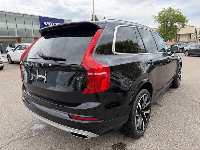 2020 Volvo XC90 T6 Momentum