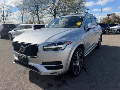 2018 Volvo XC90 T6 Momentum