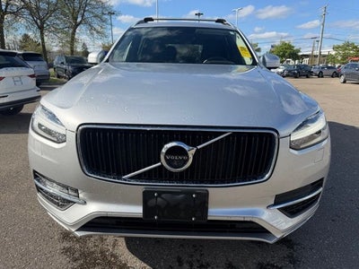 2018 Volvo XC90 T6 Momentum