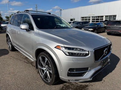 2018 Volvo XC90 T6 Momentum