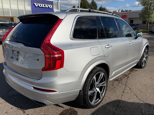 2018 Volvo XC90 T6 Momentum