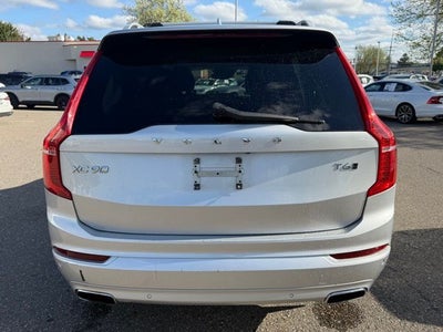 2018 Volvo XC90 T6 Momentum