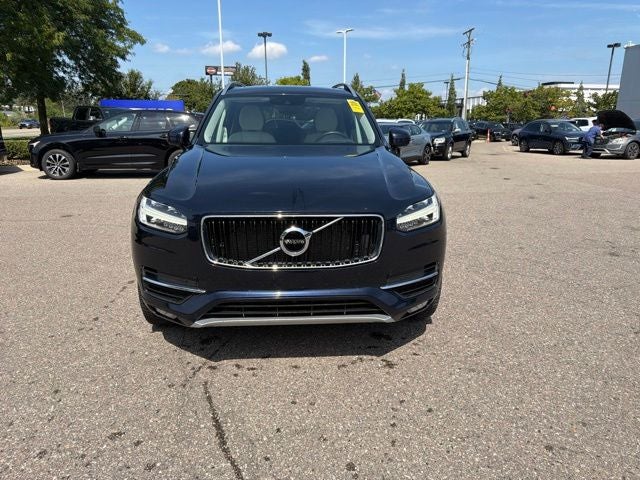 2019 Volvo XC90 T6 Momentum
