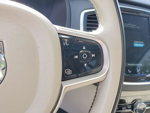 2019 Volvo XC90 T6 Momentum