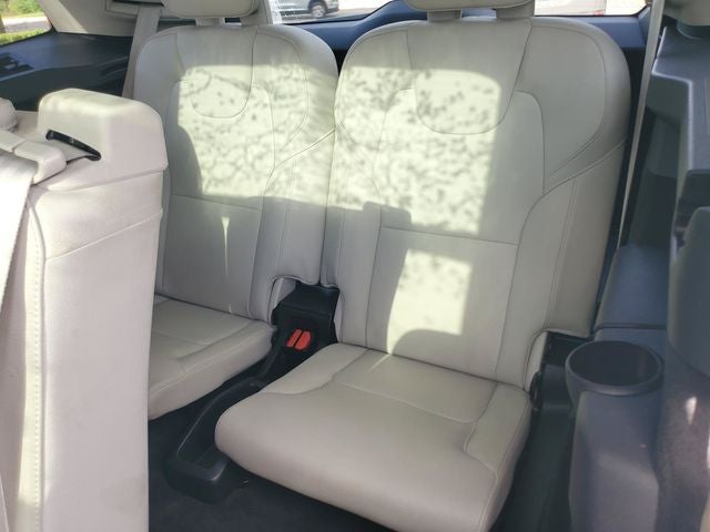 2019 Volvo XC90 T6 Momentum