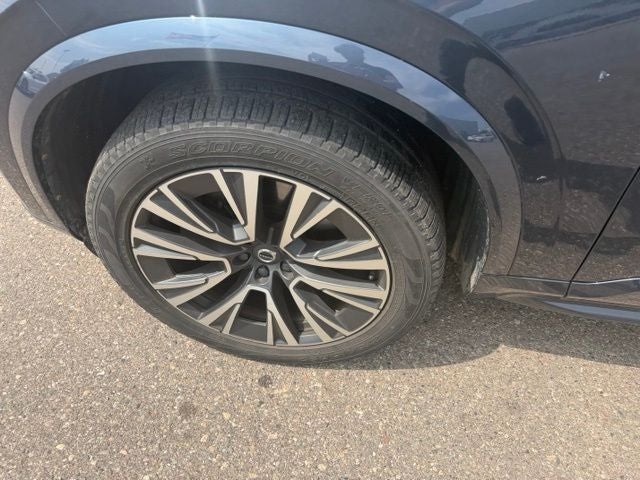 2021 Volvo XC90 T6 Momentum