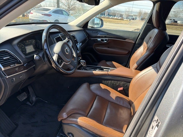 2019 Volvo XC90 T6 Inscription