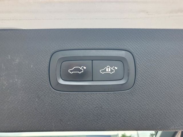 2017 Volvo XC90 T6 Inscription
