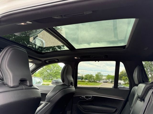 2019 Volvo XC90 T6 R-Design