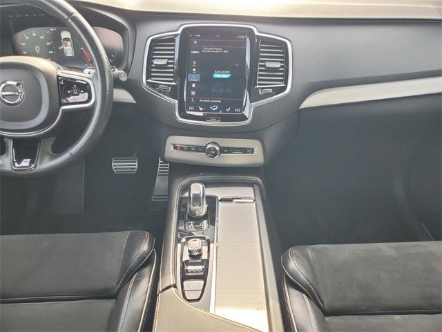 2017 Volvo XC90 Hybrid T8 R-Design