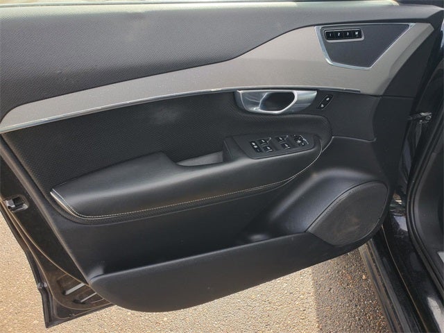 2017 Volvo XC90 Hybrid T8 R-Design