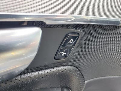 2017 Volvo XC90 Hybrid T8 R-Design