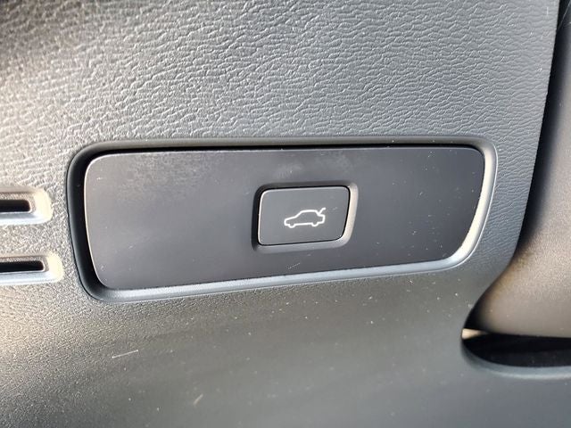 2023 Volvo C40 Recharge Pure Electric Ultimate