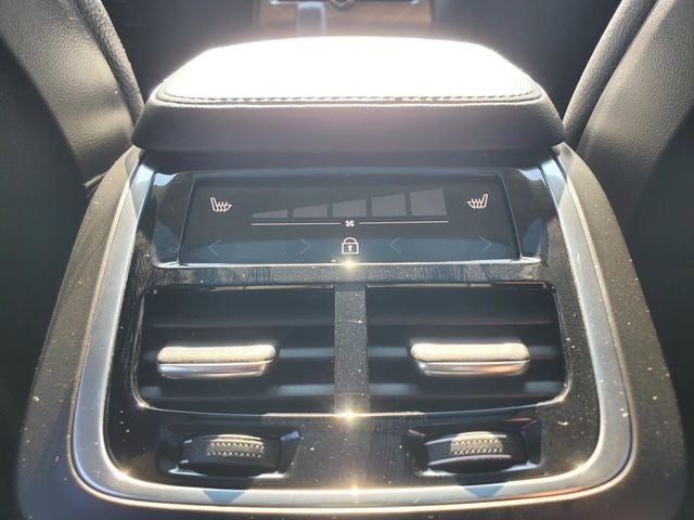 2024 Volvo XC90 Recharge Plug-In Hybrid T8 Plus Bright Theme 7 Passenger
