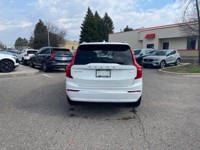 2024 Volvo XC90 Recharge Plug-In Hybrid T8 Plus Bright Theme 7 Passenger
