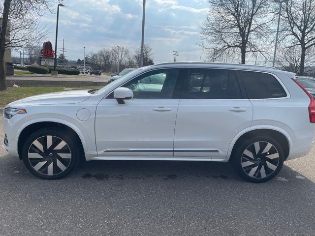 2024 Volvo XC90 Recharge Plug-In Hybrid T8 Plus Bright Theme 7 Passenger