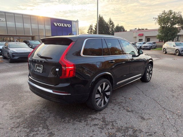 2024 Volvo XC90 Recharge Plug-In Hybrid T8 Plus Bright Theme 7 Passenger