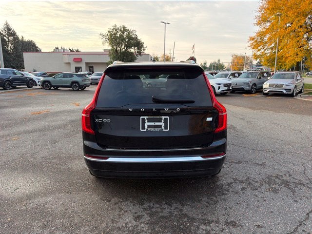 2024 Volvo XC90 Recharge Plug-In Hybrid T8 Plus Bright Theme 7 Passenger