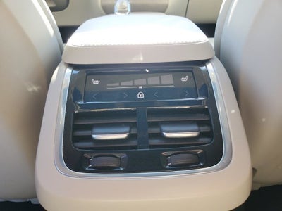 2024 Volvo XC90 Recharge Plug-In Hybrid Ultimate