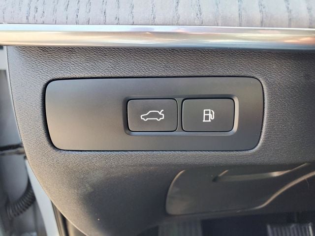 2024 Volvo XC90 Recharge Plug-In Hybrid Ultimate
