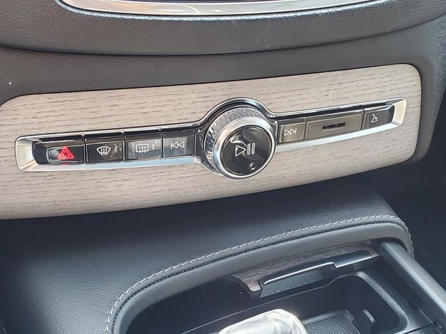 2024 Volvo XC90 Recharge Plug-In Hybrid Ultimate