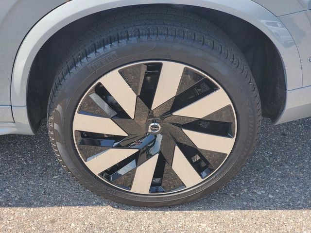2024 Volvo XC90 Recharge Plug-In Hybrid Ultimate