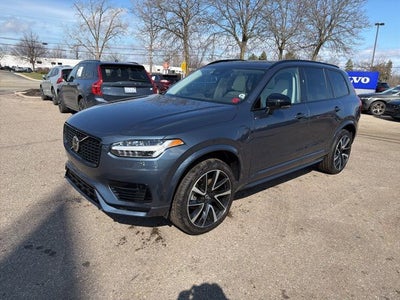 2023 Volvo XC90 Recharge Plug-In Hybrid T8 Plus Dark Theme 7 Passenger