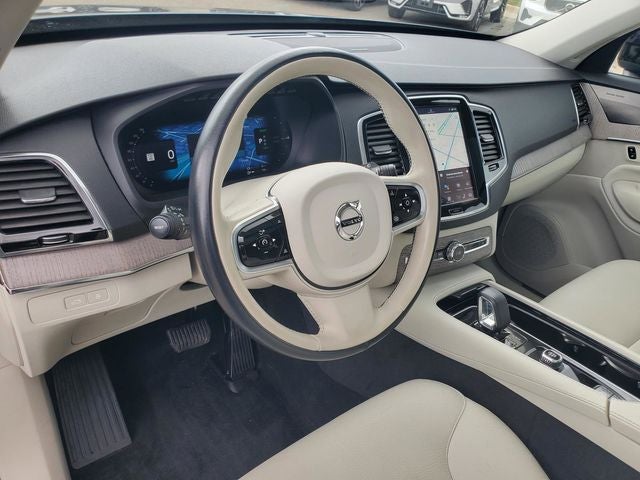 2023 Volvo XC90 Recharge Plug-In Hybrid T8 Plus Dark Theme 7 Passenger