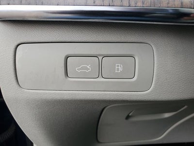 2023 Volvo XC90 Recharge Plug-In Hybrid T8 Plus Dark Theme 7 Passenger