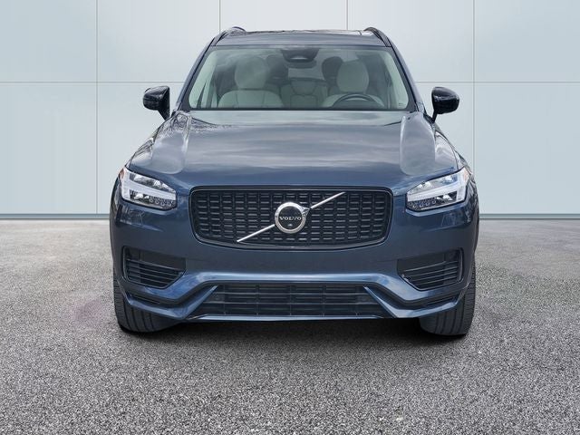 2023 Volvo XC90 Recharge Plug-In Hybrid T8 Plus Dark Theme 7 Passenger