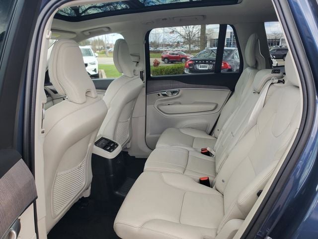 2023 Volvo XC90 Recharge Plug-In Hybrid T8 Plus Dark Theme 7 Passenger
