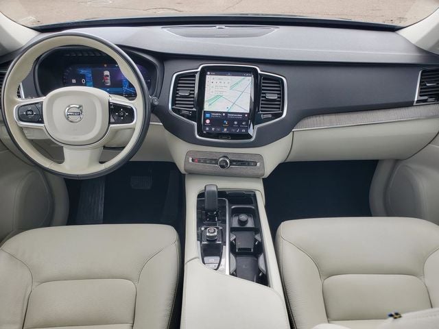 2023 Volvo XC90 Recharge Plug-In Hybrid T8 Plus Dark Theme 7 Passenger