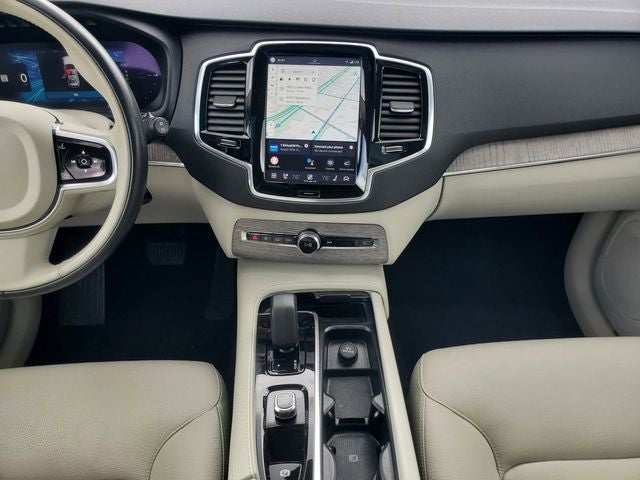 2023 Volvo XC90 Recharge Plug-In Hybrid T8 Plus Dark Theme 7 Passenger