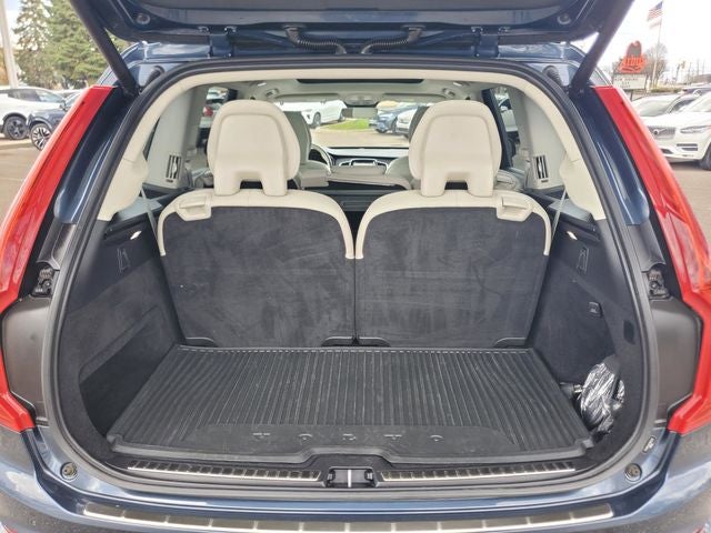 2023 Volvo XC90 Recharge Plug-In Hybrid T8 Plus Dark Theme 7 Passenger