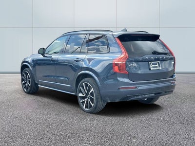 2023 Volvo XC90 Recharge Plug-In Hybrid T8 Plus Dark Theme 7 Passenger