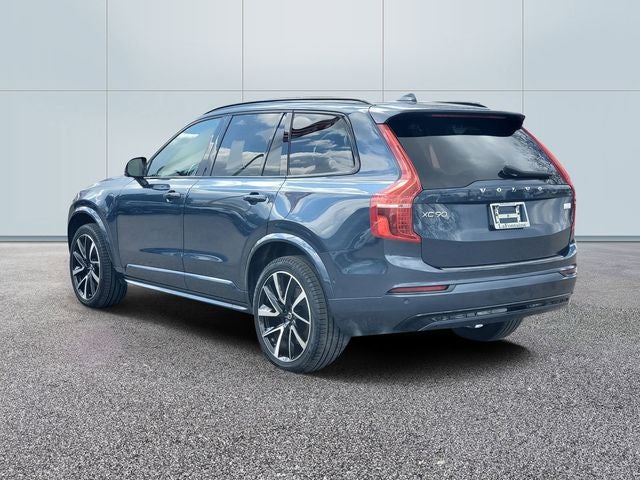 2023 Volvo XC90 Recharge Plug-In Hybrid T8 Plus Dark Theme 7 Passenger