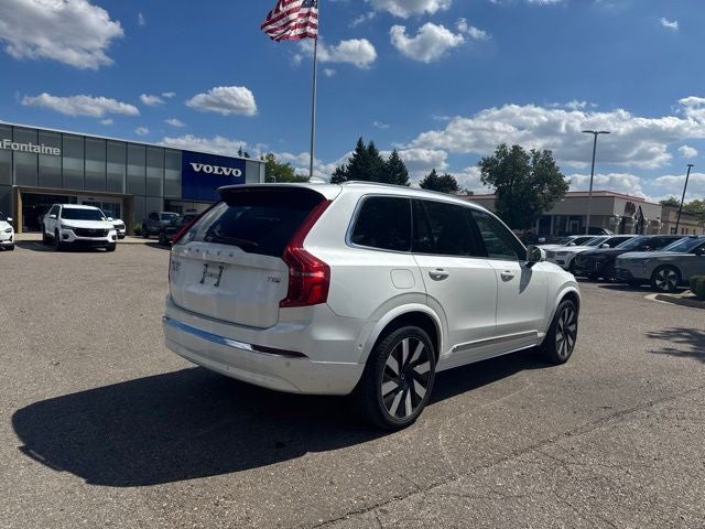 2025 Volvo XC90 Plug-In Hybrid T8 Plus 6 Passenger