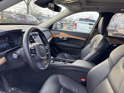 2024 Volvo XC90 Recharge Plug-In Hybrid T8 Plus 6 Passenger
