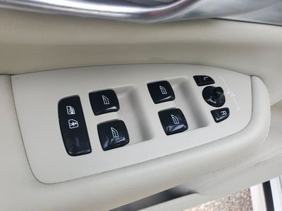 2024 Volvo XC90 Recharge Plug-In Hybrid Ultimate